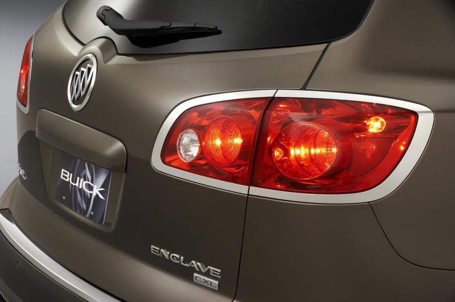  Buick Enclave 2006 года  (фото 42 из 100)